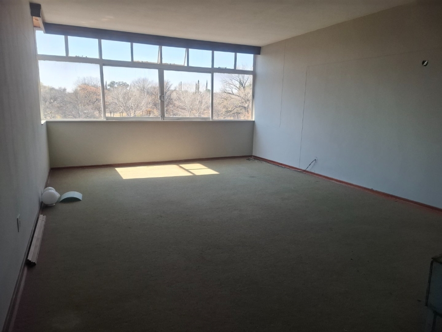 2 Bedroom Property for Sale in Kroonstad Central Free State